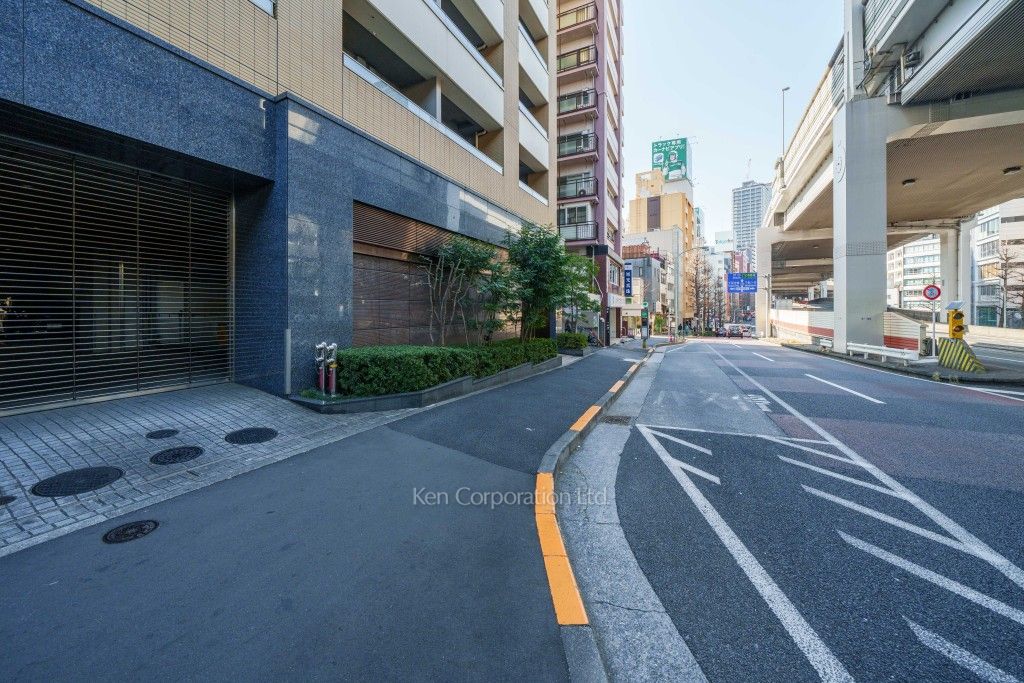 イニシアイオ西麻布の写真 前面道路