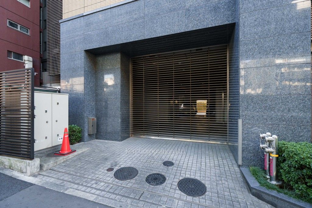 イニシアイオ西麻布の写真 駐車場