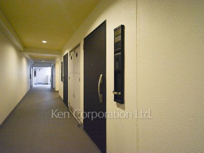 ユニフォート目黒中町の写真 共用廊下
