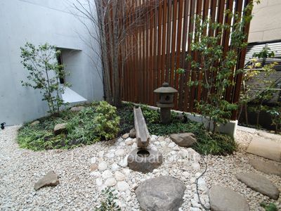  中庭・植栽