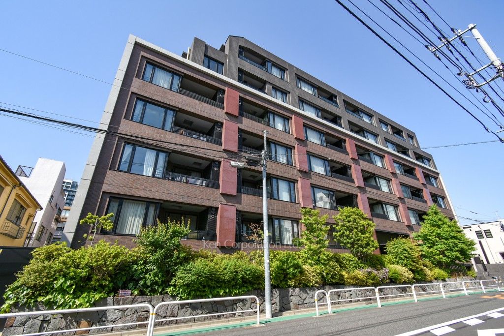 ヴィークコート市谷加賀町の写真 外観ひき