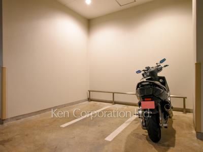  バイク置き場
