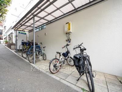 エルアルカサル渋谷の写真 駐輪場