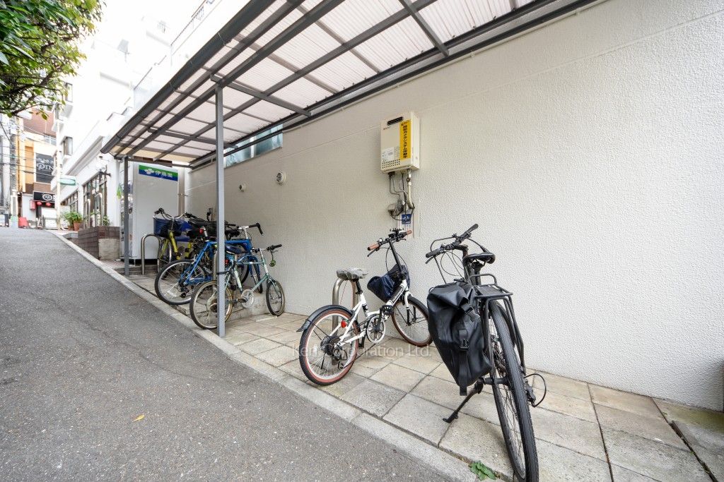 エルアルカサル渋谷の写真 駐輪場