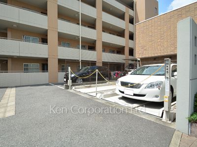 ランドワーフ哲学堂公園の写真 駐車場