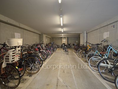 ランドワーフ哲学堂公園の写真 駐輪場