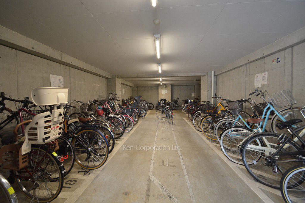 ランドワーフ哲学堂公園の写真 駐輪場