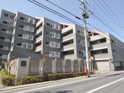 目黒大塚山ローレルコートの写真 外観ひき