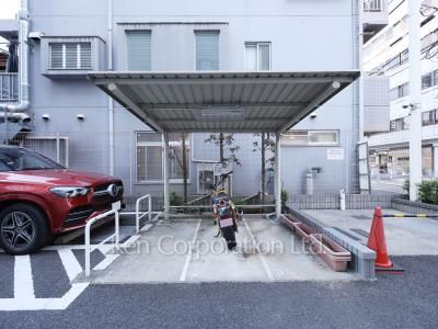 クレヴィア中目黒の写真 バイク置き場