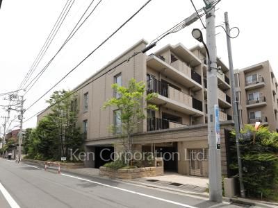 プラウド市ヶ谷南町の写真 外観ひき