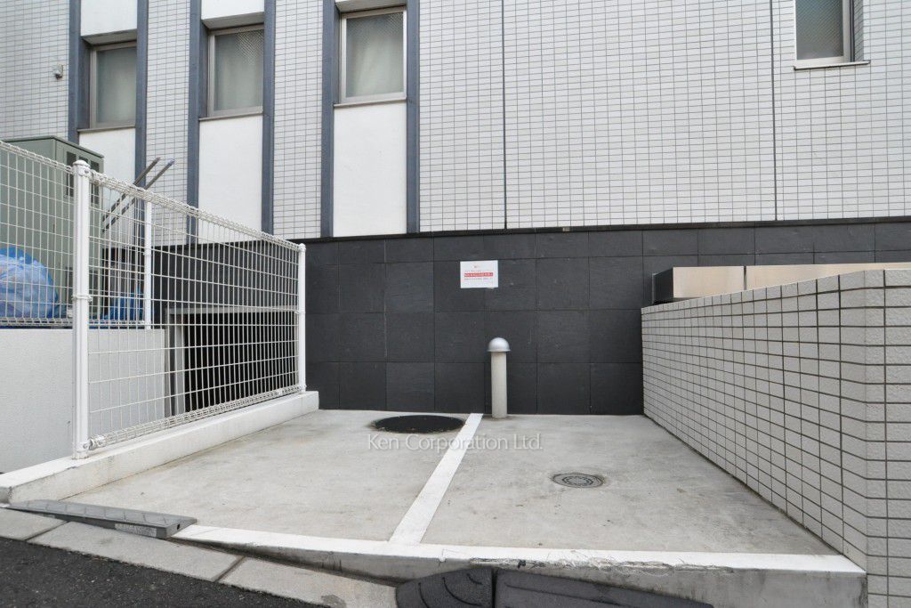 ドゥーエ参宮橋の写真 駐車場