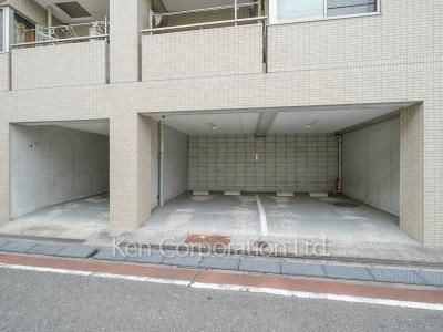 カナール山王の写真 駐車場