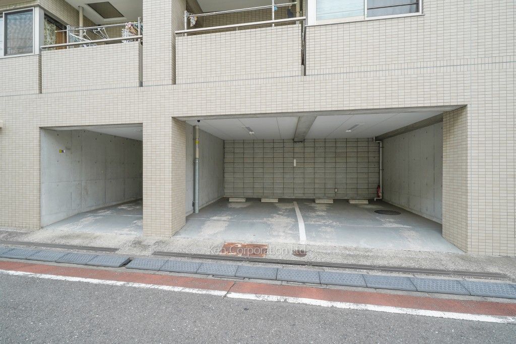 カナール山王の写真 駐車場