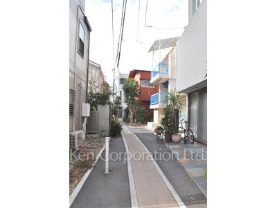 パティオ赤坂の写真 前面道路