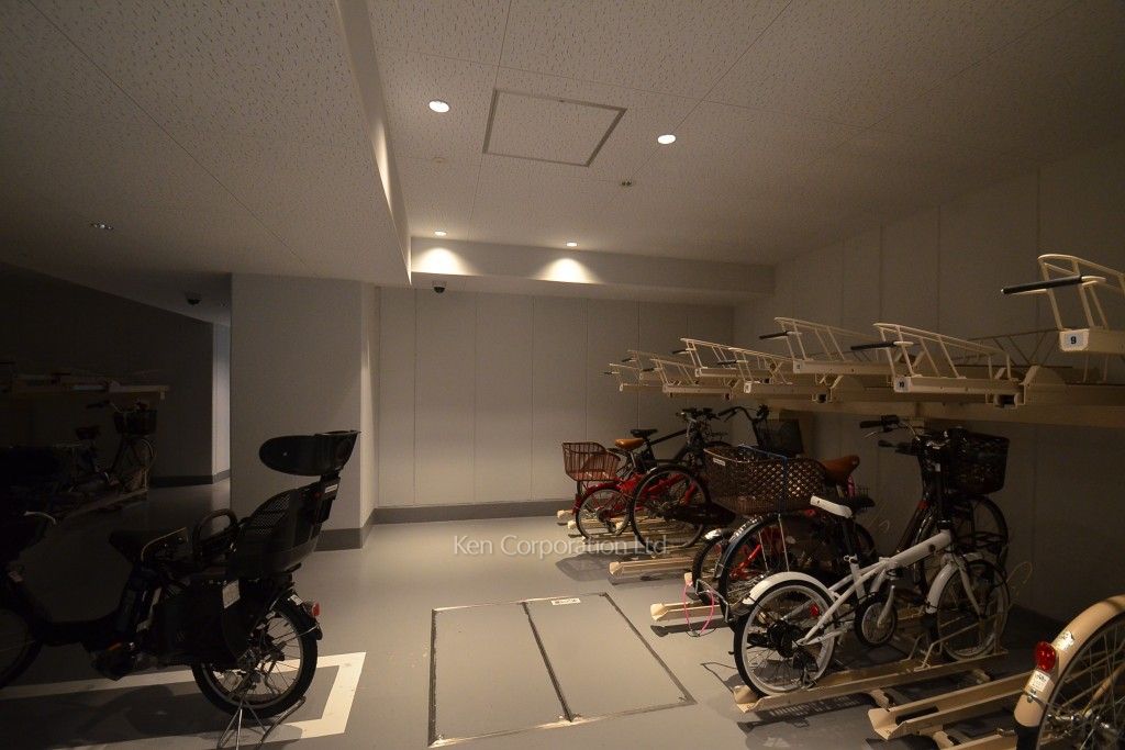  駐輪場