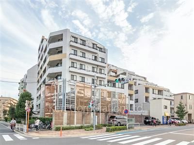 アールブラン大井町ミュゼの写真 外観ひき