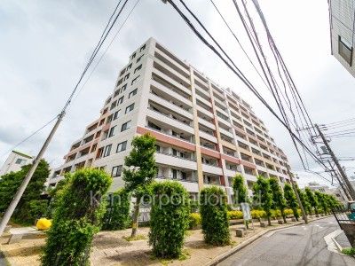 アールブラン大井町ミュゼの写真 外観ひき