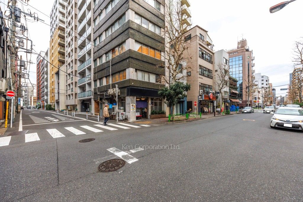 リビオレゾン東銀座の写真 前面道路