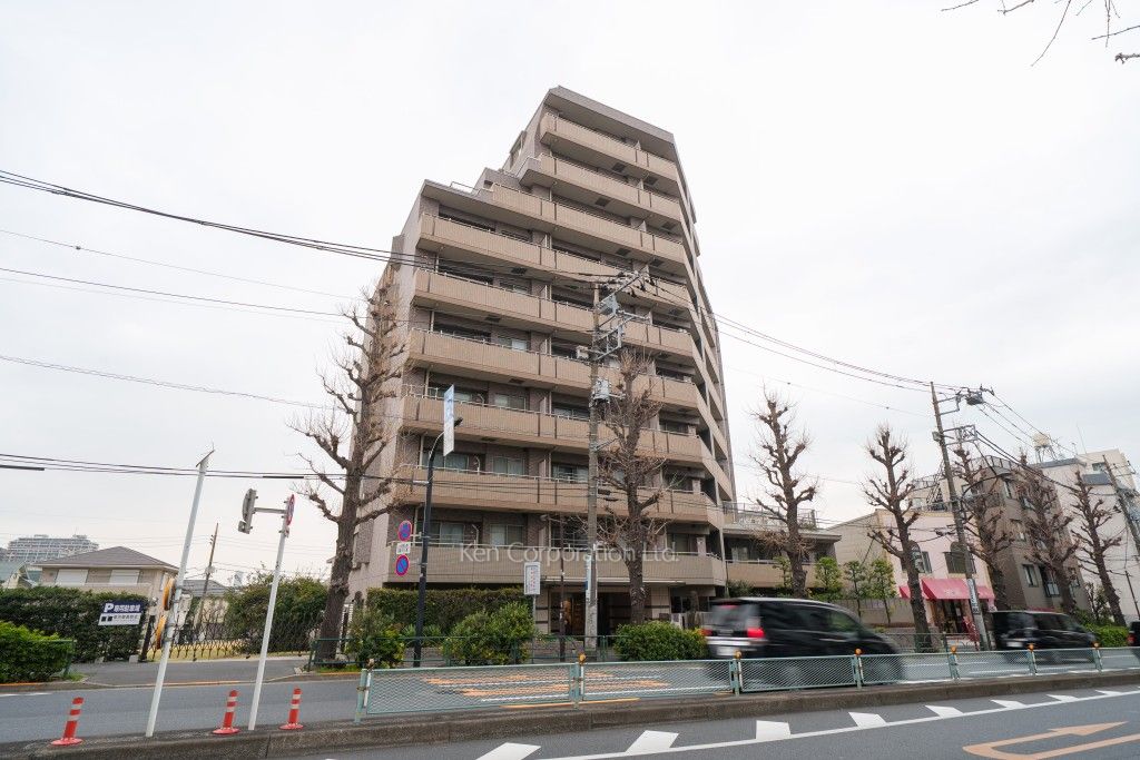ファミール八雲の写真 外観ひき