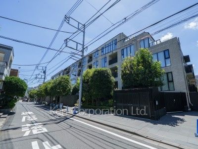 グランスイート広尾の写真 前面道路