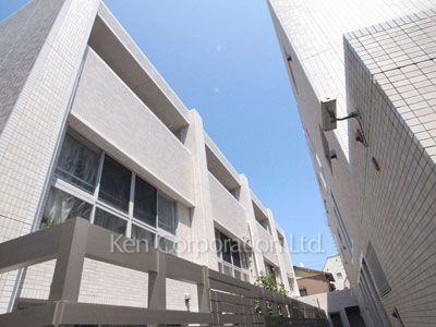 オープンレジデンス中目黒諏訪山の写真 外観ひき