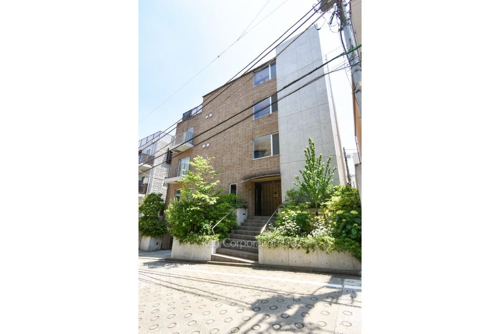 MUSE DAIKANYAMAの写真 外観ひき