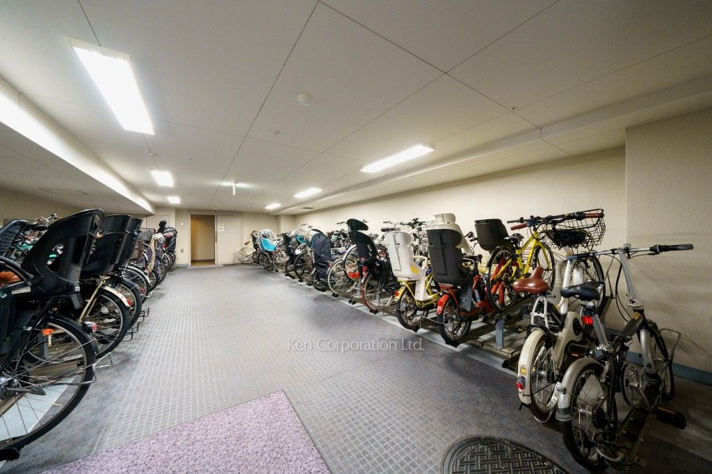 プラウド市谷仲之町ヒルトップの写真 駐輪場