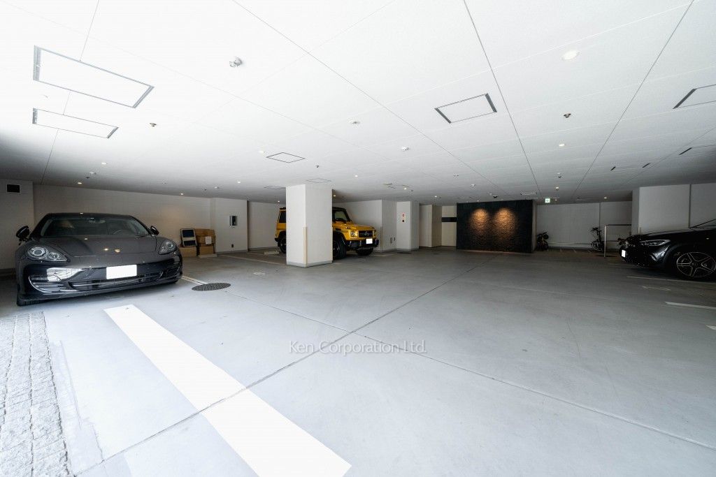 ジオ代官山の写真 駐車場