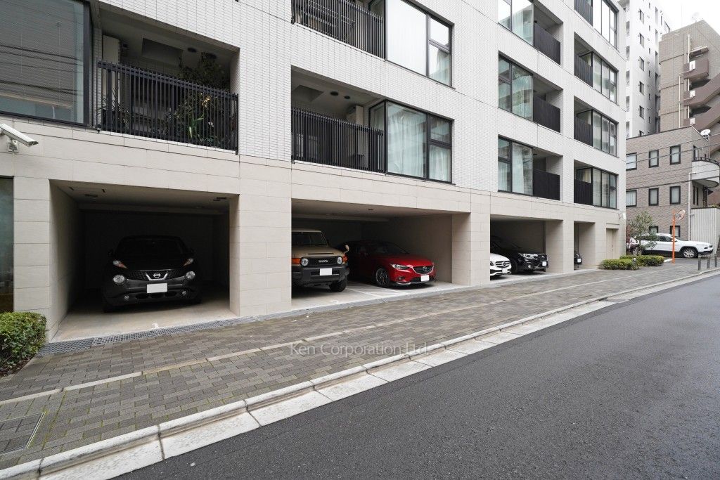 ファインレジデンス三田の写真 駐車場