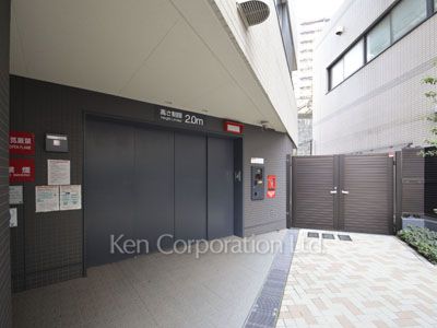 プラウド市谷柳町の写真 駐車場