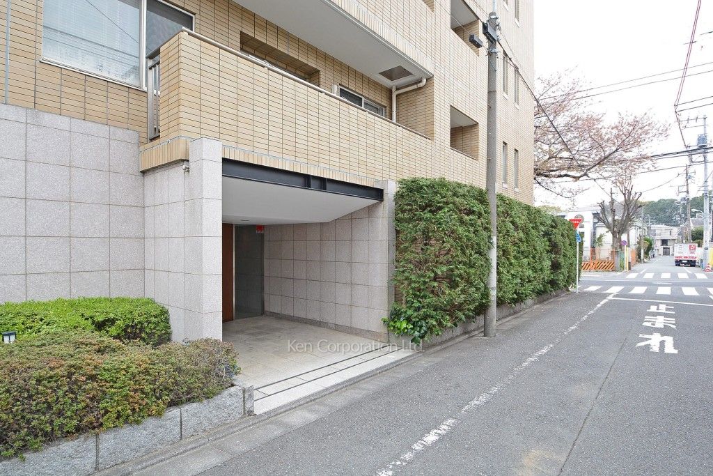 碑文谷ヒルズいしぶみ桜通りの写真 外観より