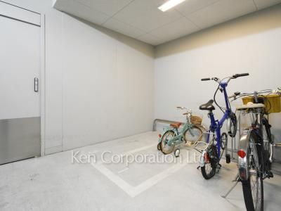 ブランズ九段北の写真 バイク置き場