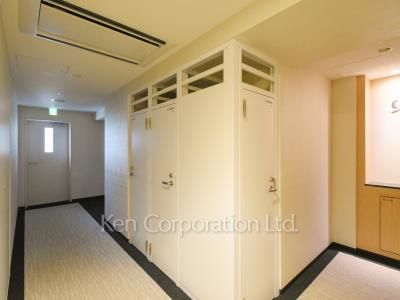 ブランズ九段北の写真 共用廊下