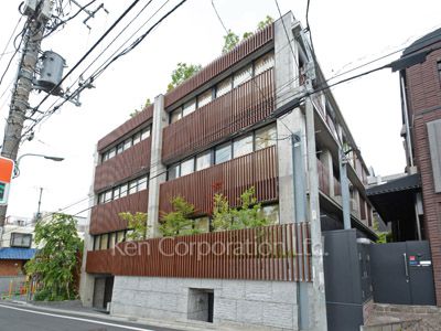 AURA表参道の写真 外観ひき