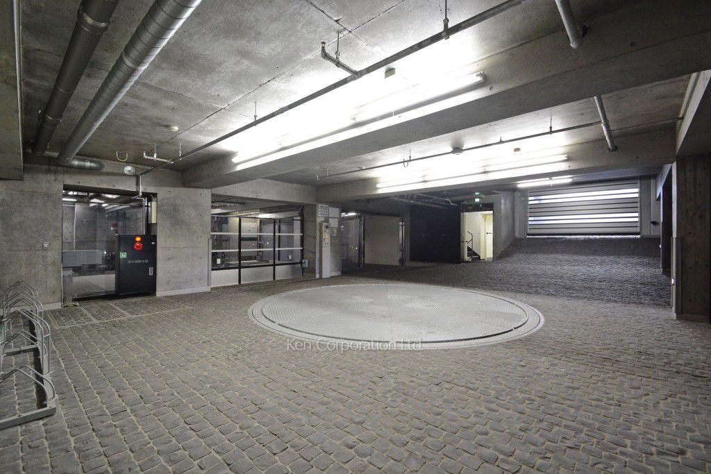AURA表参道の写真 駐車場