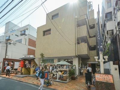 ハイトリオ南青山の写真 外観ひき