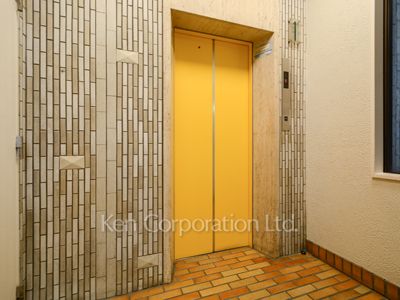 ハイトリオ南青山の写真 エントランス
