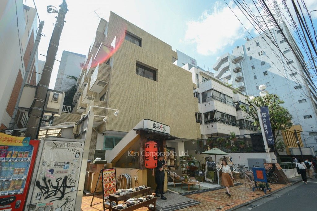 ハイトリオ南青山の写真 外観ひき