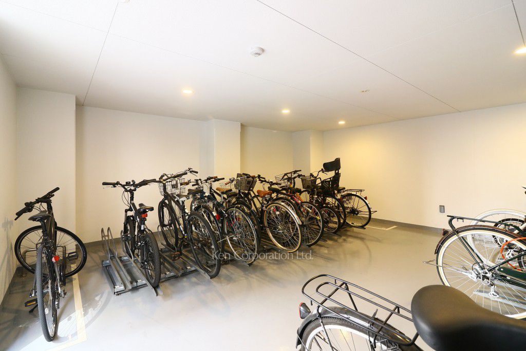 オークスクエア新川の写真 駐輪場