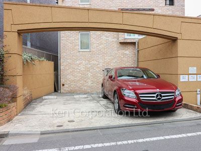 ベルメゾンの写真 駐車場