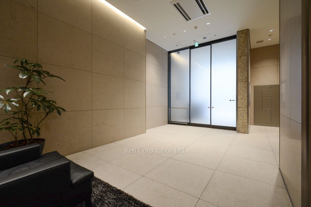 プレミスト麹町の写真 エントランス