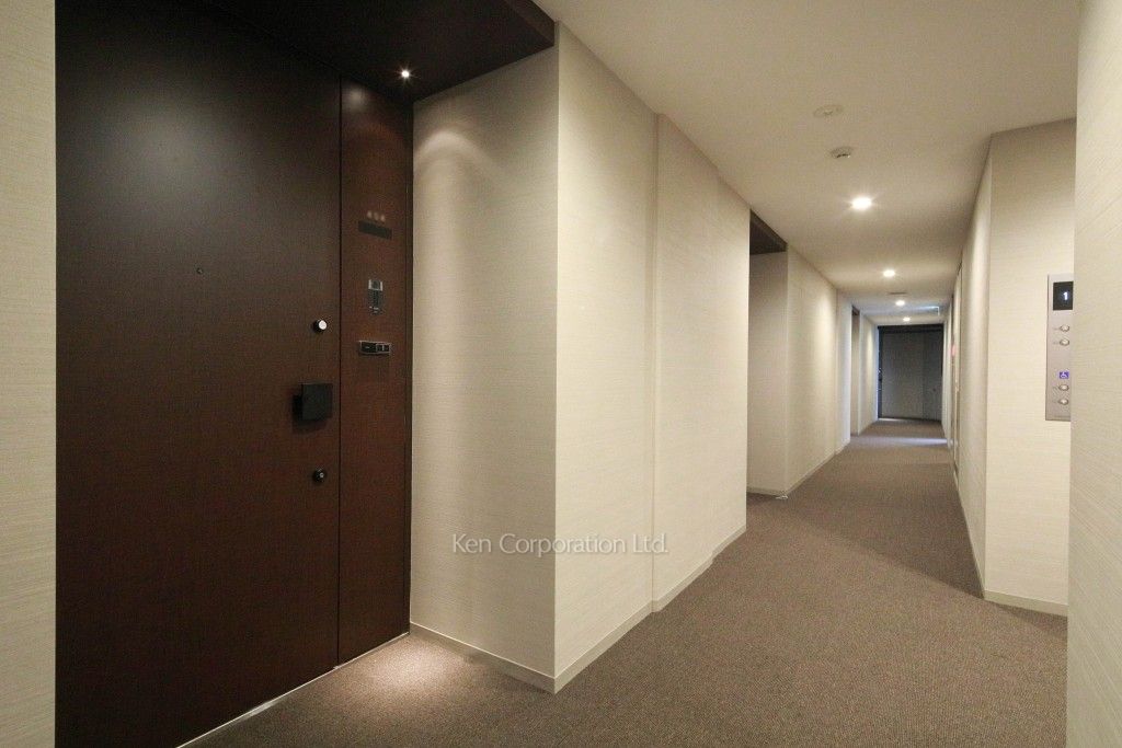 グランドメゾン目黒東山パークフロントの写真 共用廊下
