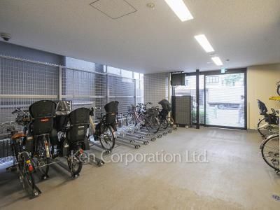 Brillia THE RESIDENCE TOKYO YAESU AVENUEの写真 駐輪場