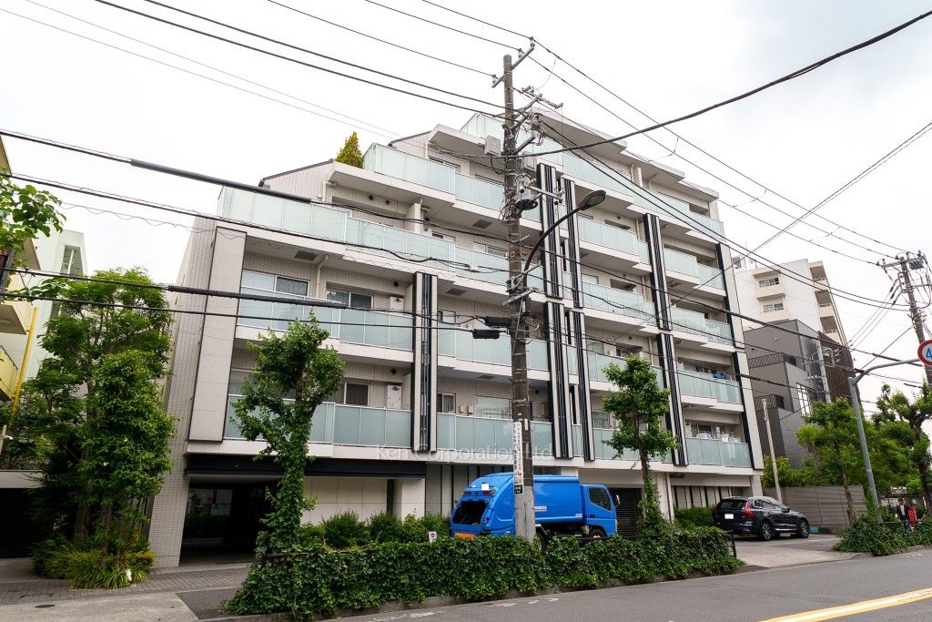 ピアース学芸大学の写真 外観ひき