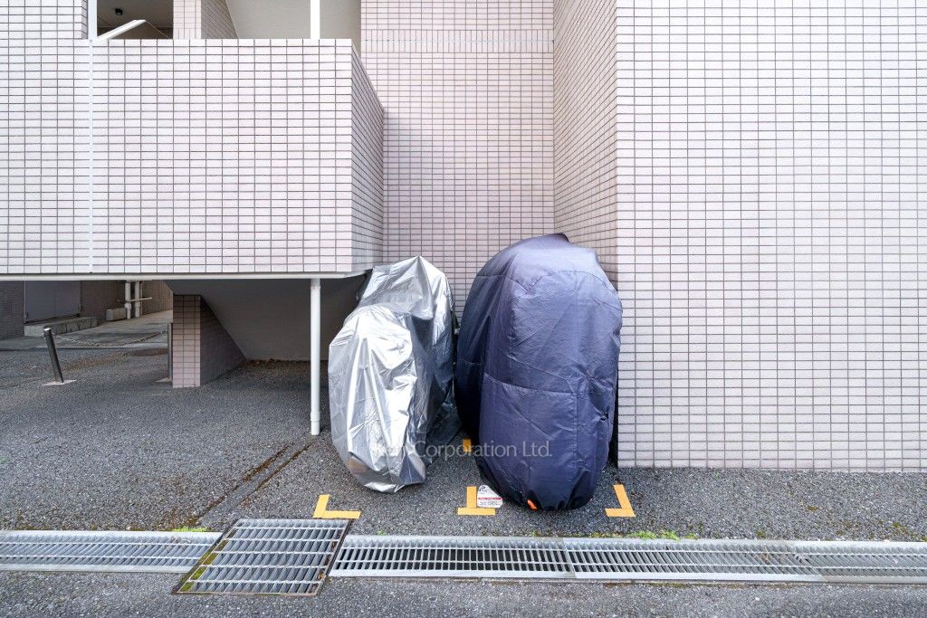  バイク置き場