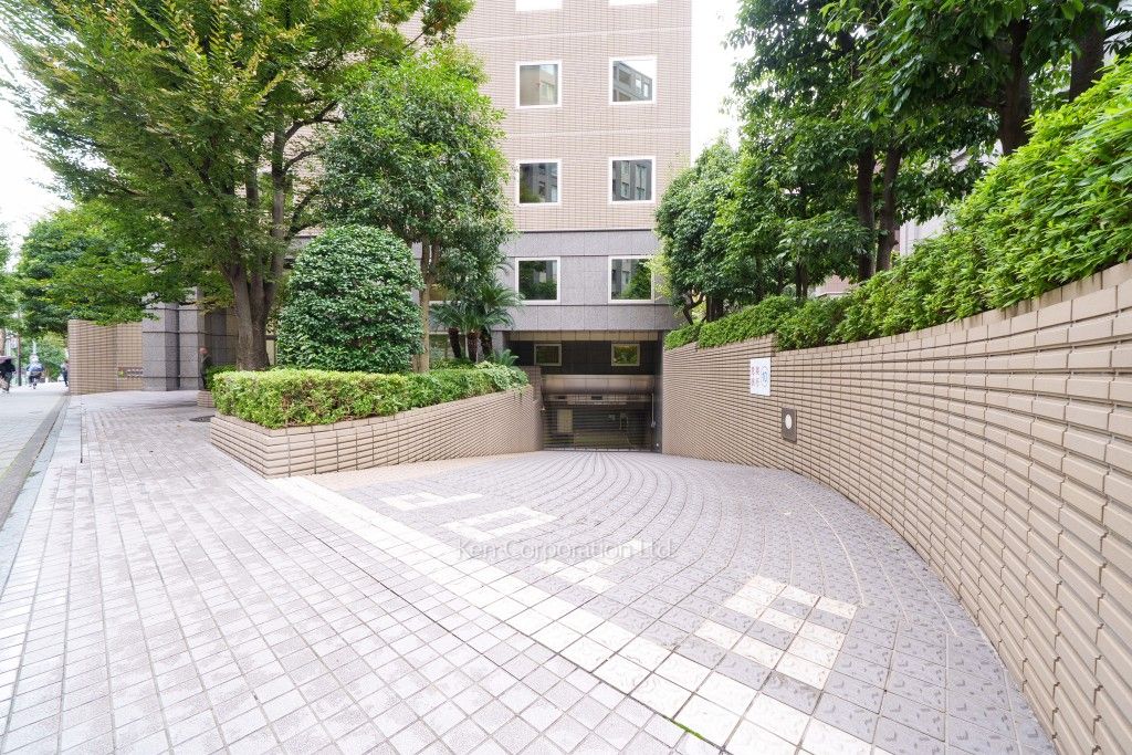 番町PJの写真 駐車場