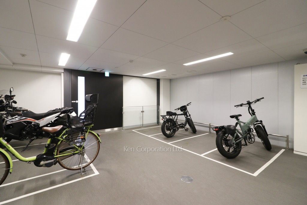ローレルアイ目黒大橋の写真 バイク置き場
