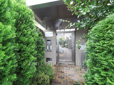 シュシュ都立大学の写真 外観より
