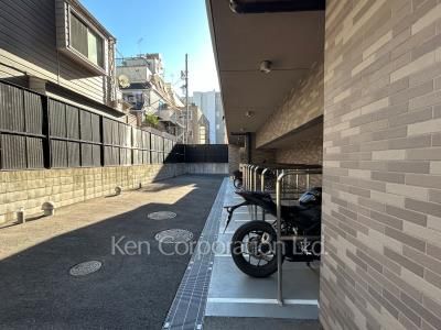 ジオ四谷三栄町の写真 駐輪場