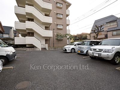 コーポレート西大井の写真 駐車場